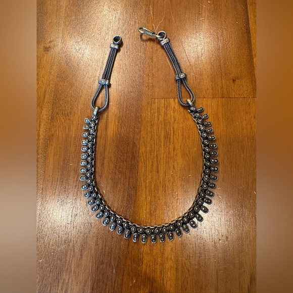 Lovely Vintage Intricately Designed Silver Scalloped Disc Collar Necklace - Picture 2 of 16